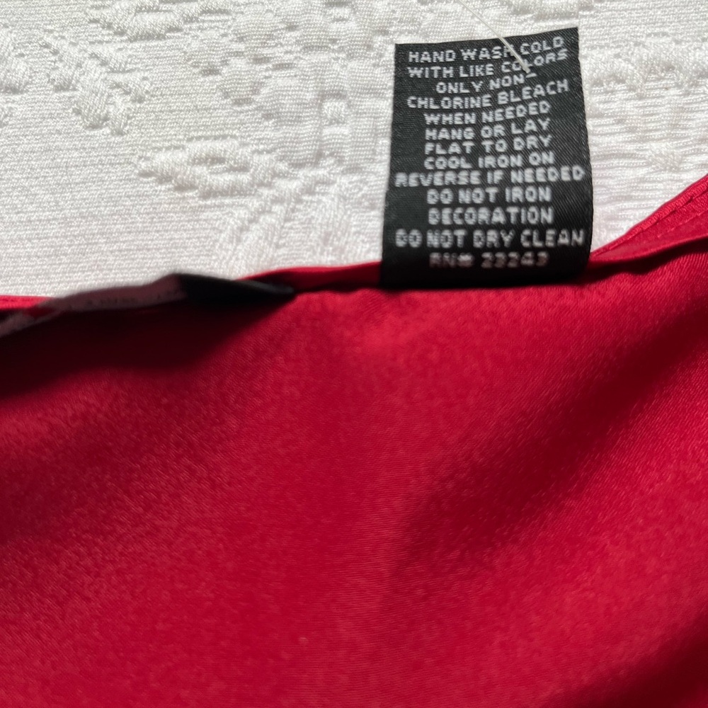 NEW New York & Company Red BabyDoll Empire Waist Sequin Embroidered Top 14 - Picture 7 of 8